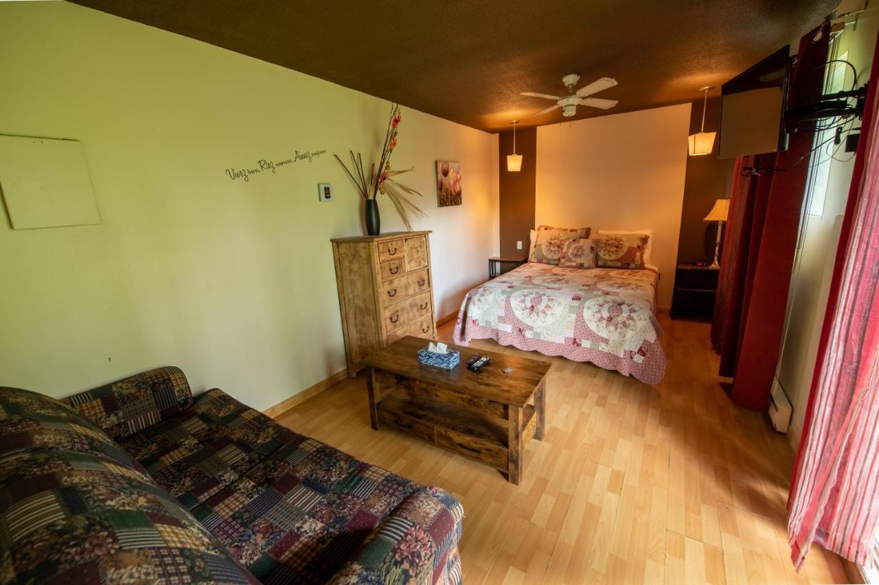 Fleur De Lys Motel Magog